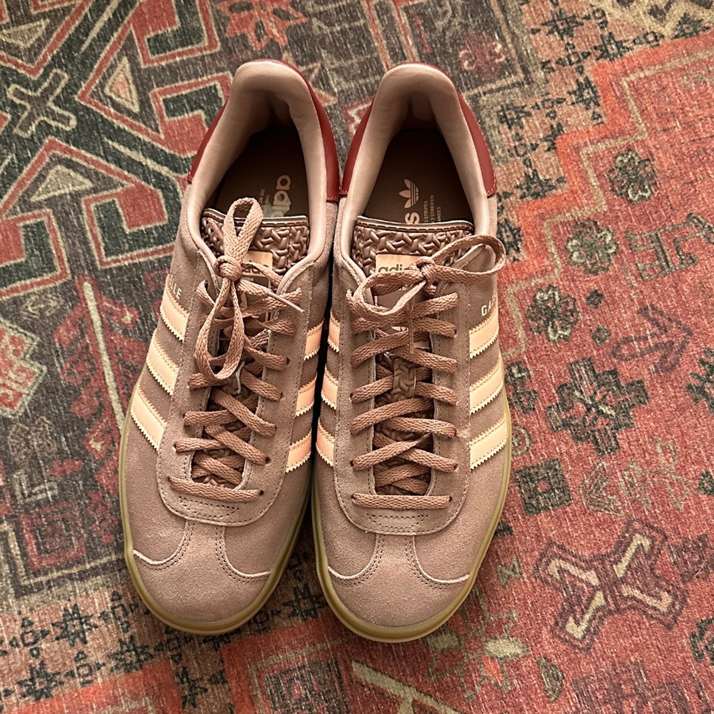 Adidas Women’s Mauve Pink Gazelle Sneakers